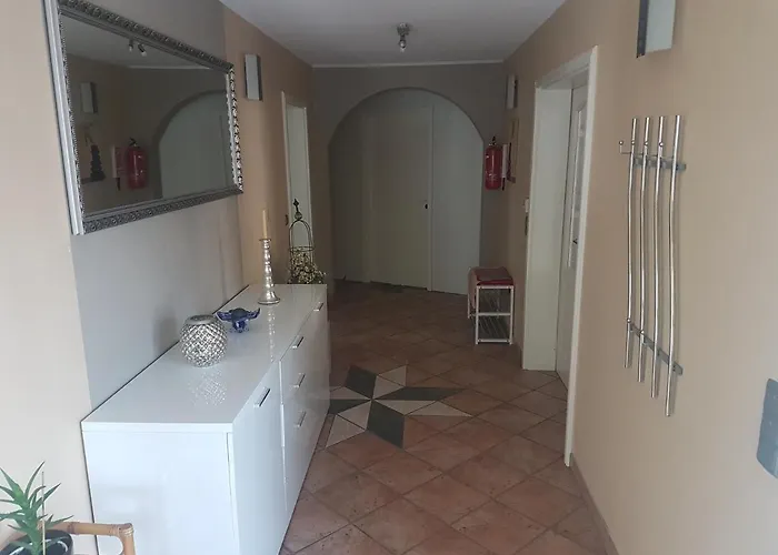 Lindenhaus Apartamento *